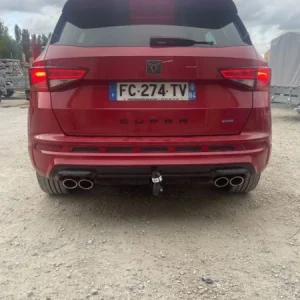 pose attelage sur voiture seat cupra ateca