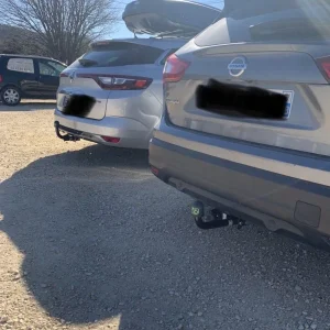 pose d'attelage sur auto nissan qashqai